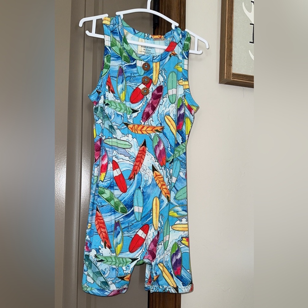 🏄‍♂️posh peanut baby romper 🏄‍♂️ new with tag!